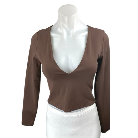 Aritzia Babaton Women's Brown Plunge V-neck Long Sleeve Slim Crop Blouse Top M - Picture 1 of 4